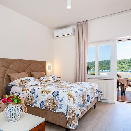 Apartment Bilice Beach エクステリア 写真
