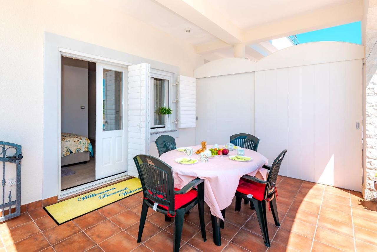 Apartment Bilice Beach エクステリア 写真